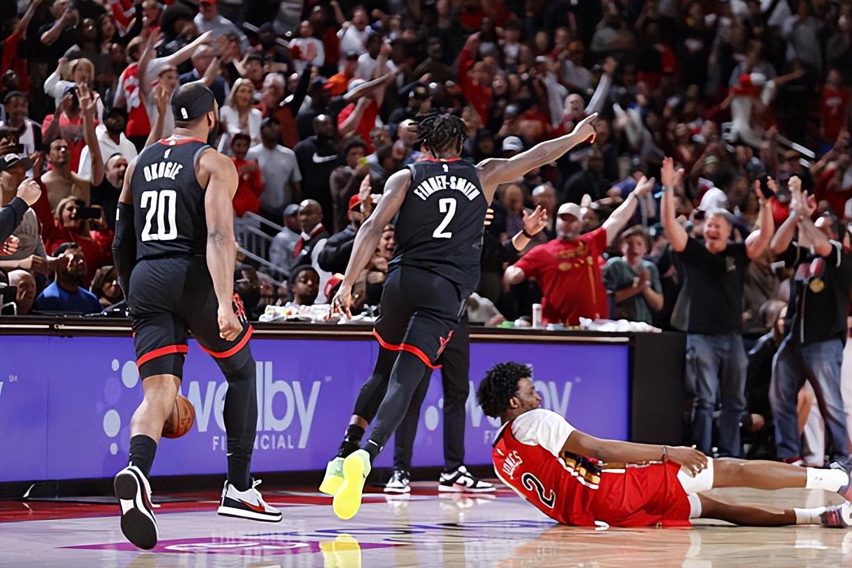 九游娱乐-为了压价不择手段？火箭后场大闸这样的表现却不能得到更多信任？